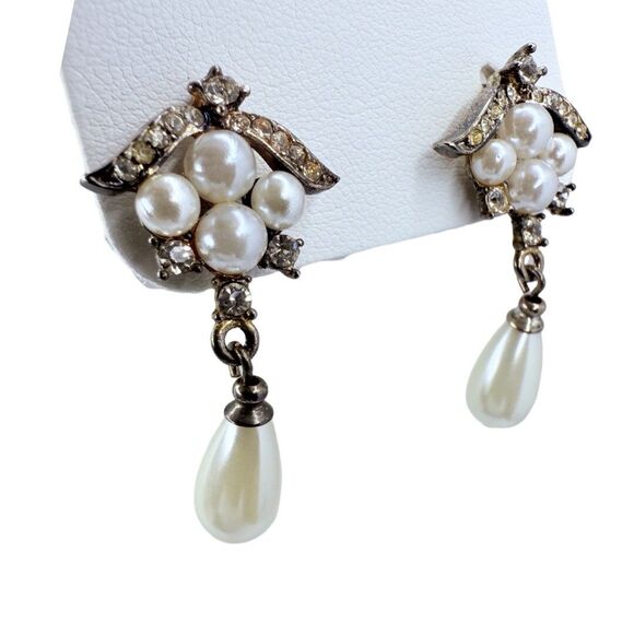 VTG White Faux Pearl Jewelry Set Necklace Earrings Teardrop Wedding Jewelry - Picture 7 of 10